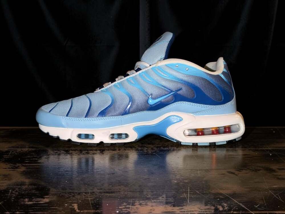 Nike Air Max Plus Women's Sneakers - Celestine Blue/Diffused Blue (Style FJ4736- - Picture 2 of 10